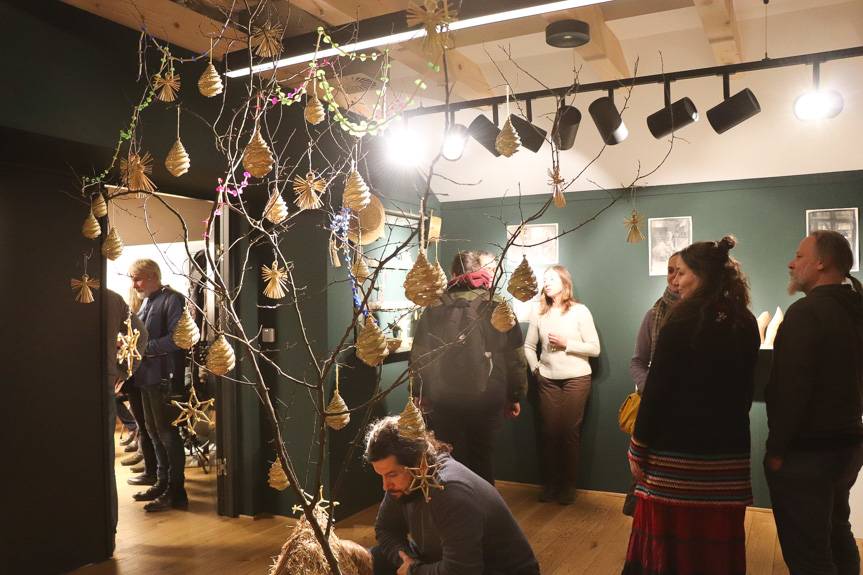 Mistrzowie drewna, słomy i obrazu – niezwykłe dzieła w Etnocentrum