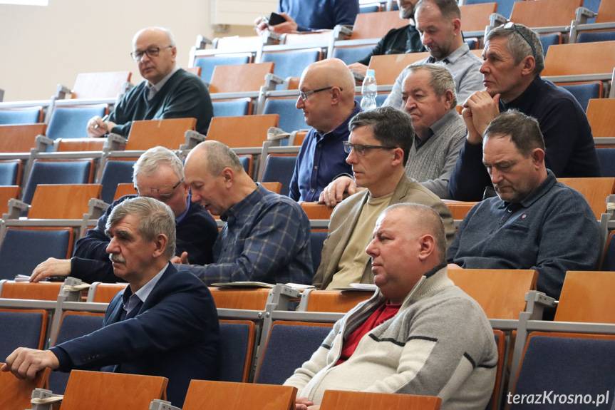 Zielony Parasol. Konferencja pszczelarzy, ekologów i leśników w Krośnie