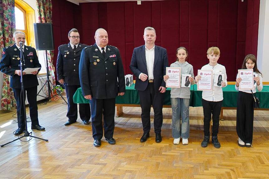 Młodzież zapobiega pożarom – finał gminny konkursu w Jaszczwi