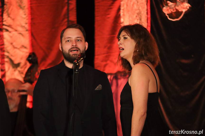 Artyści krakowskiej Piwnicy pod Baranami wystąpili w Rymanowie [ZDJĘCIA]