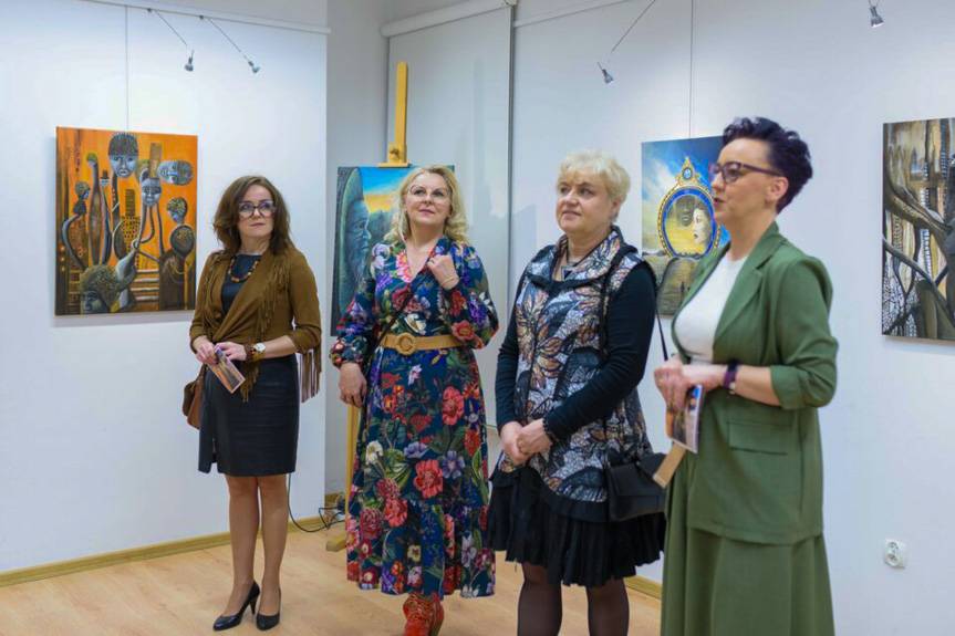 "Trzy Kobiety - Trzy Spojrzenia" - wyjątkowa wystawa w Dworze Szeptyckich