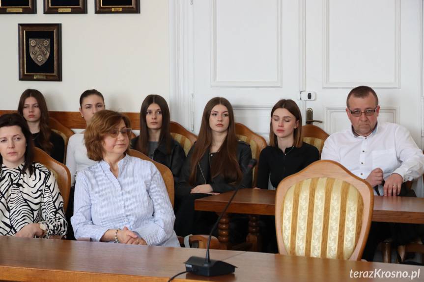 Żyj i oddychaj. Debata antysmogowa w Krośnie