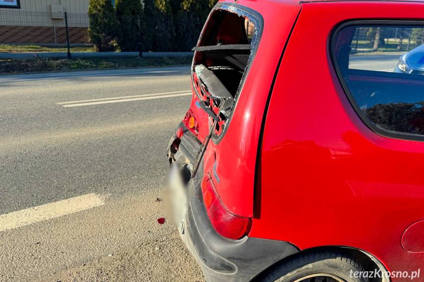 Kierowca ciężarówki uderzył w fiata