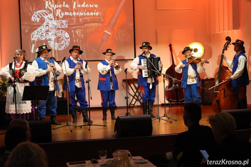 Srebrny jubileusz kapeli ludowej Rymanowianie [ZDJĘCIA]