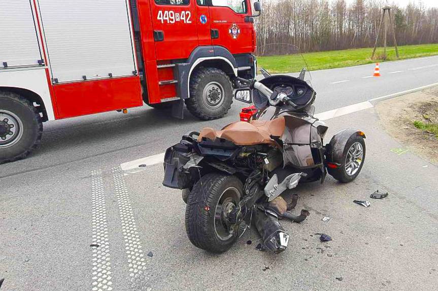 Wypadek w Woli Cieklińskiej. Ranny kierowca motocykla