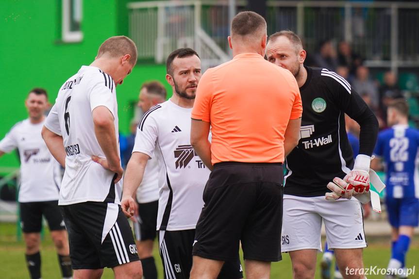 Hat trick Krystiana Frączka dał zwycięstwo Przełęczy Dukla w Odrzykoniu [ZDJĘCIA]