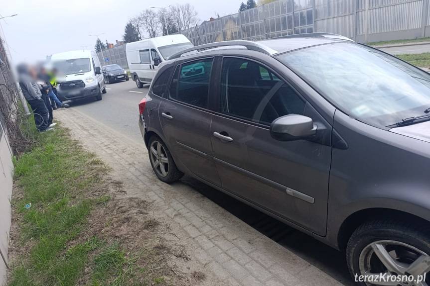 Kolizja na Podkarpackiej. Zderzenie forda i renault