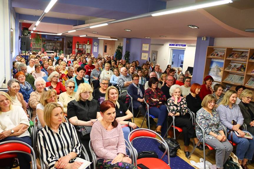 "Pisanie biografii jest niezwykle ciekawe…” Magdalena Grzebałkowska o Marii Konopnickiej