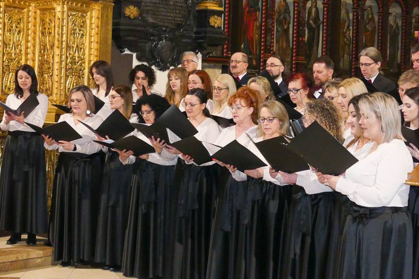 Wieczór muzycznej zadumy. Wielkopostne pieśni niosły przesłanie nadziei