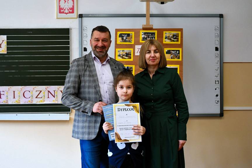 Ortograficzny sprawdzian dla najmłodszych. Mistrzem Natalia Cimaj z Posady Górnej