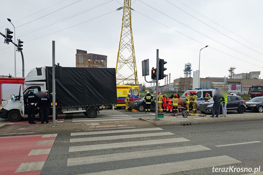 Kolizja na skrzyżowaniu w Krośnie