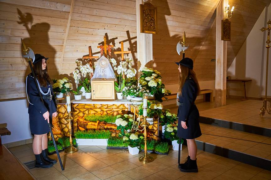 Wielki Piątek w kościołach gminy Jedlicze