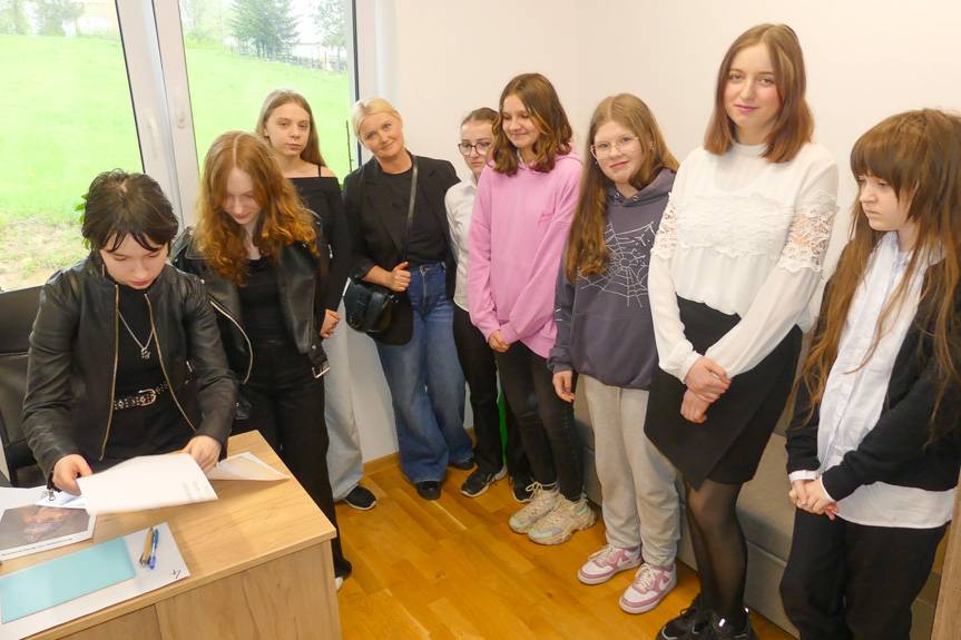 Niezwykła lekcja historii w bibliotece w Chorkówce