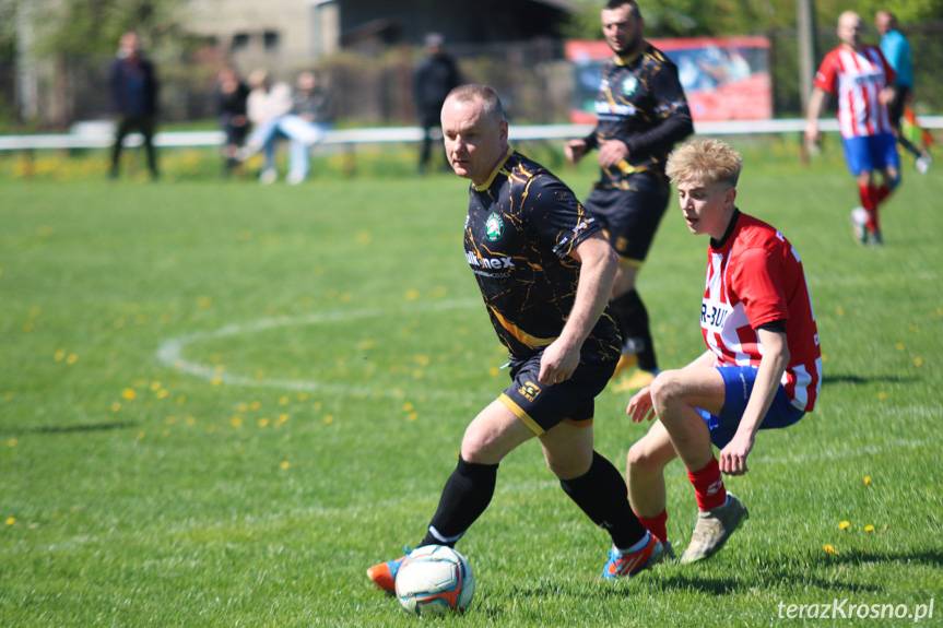 Milcza - Rymanów-Zdrój. Emocjonująca końcówka derbów gminy Rymanów [ZDJĘCIA]