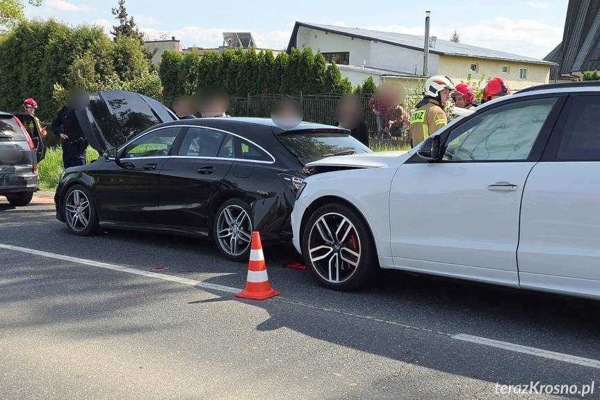 Potok. Zderzenie trzech samochodów