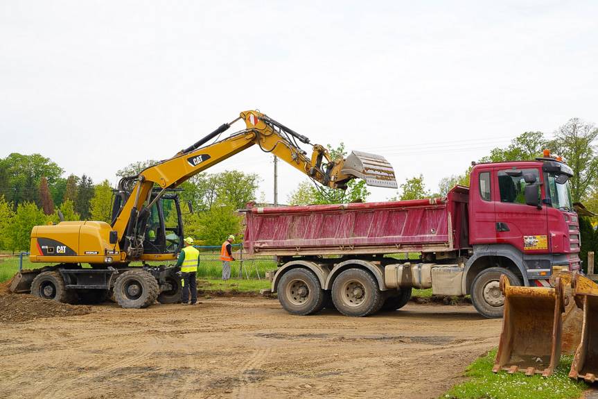 Ponad 4,9 mln zł na nową halę przy szkole w Jedliczu