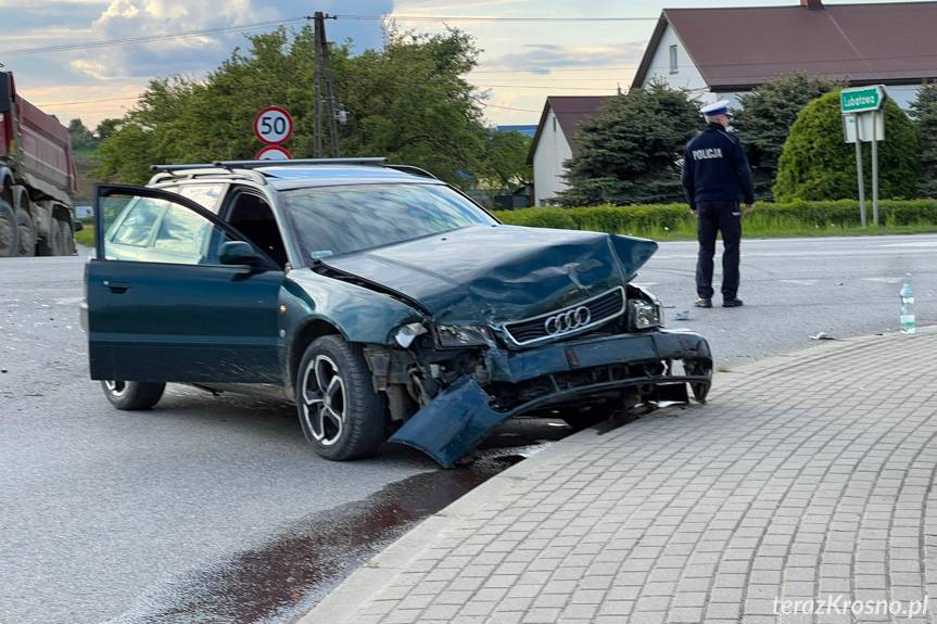 Rogi. Zderzenie dwóch samochodów