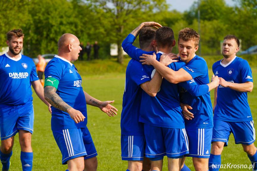 Zamczysko Odrzykoń - Tempo Nienaszów 0:3 [ZDJĘCIA]