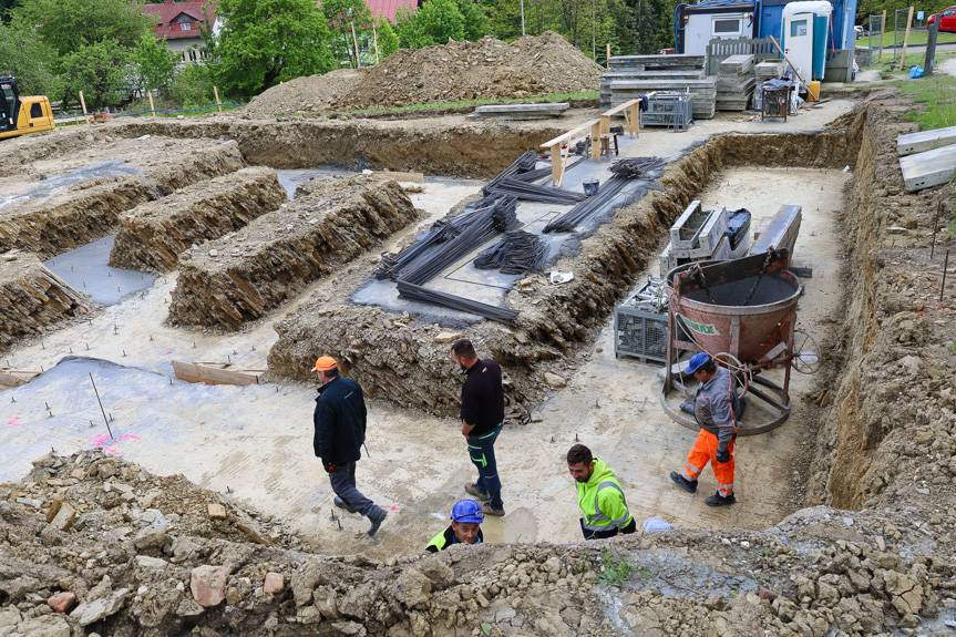 Ruszyła budowa kaplicy z instalacjami i zagospodarowaniem terenu