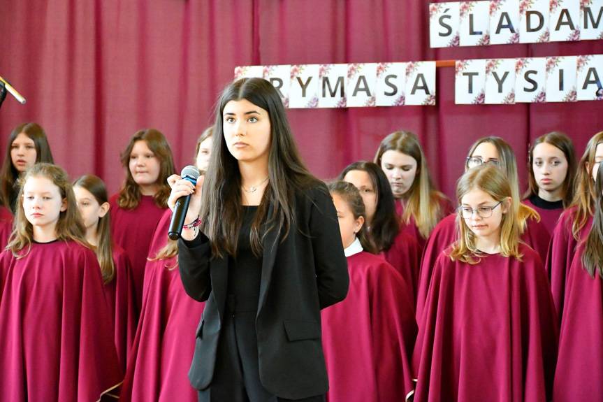 Dzień Patrona i Dzień Matki w SP we Wróbliku Szlacheckim