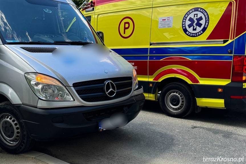 Zderzenie dwóch samochodów w Miejscu Piastowym