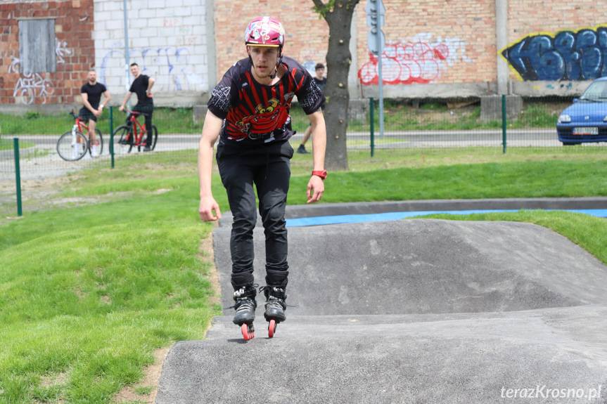 Korczyna. Pumptrack i boisko do siatkówki plażowej już otwarte