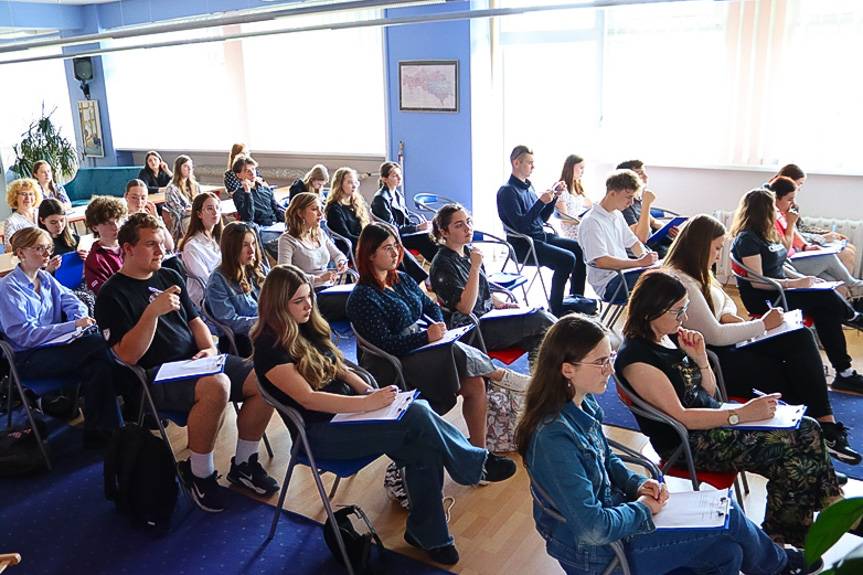 Uczniowie zmierzyli się z twórczością Reymonta