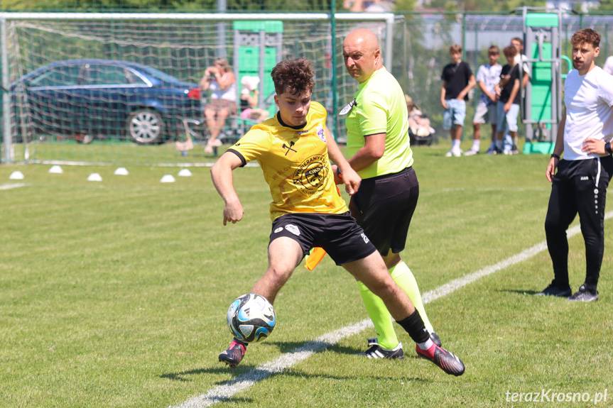 Zwycięstwo Kotwicy Korczyna w sąsiedzkim boju w Krościenku Wyżnym [ZDJĘCIA]