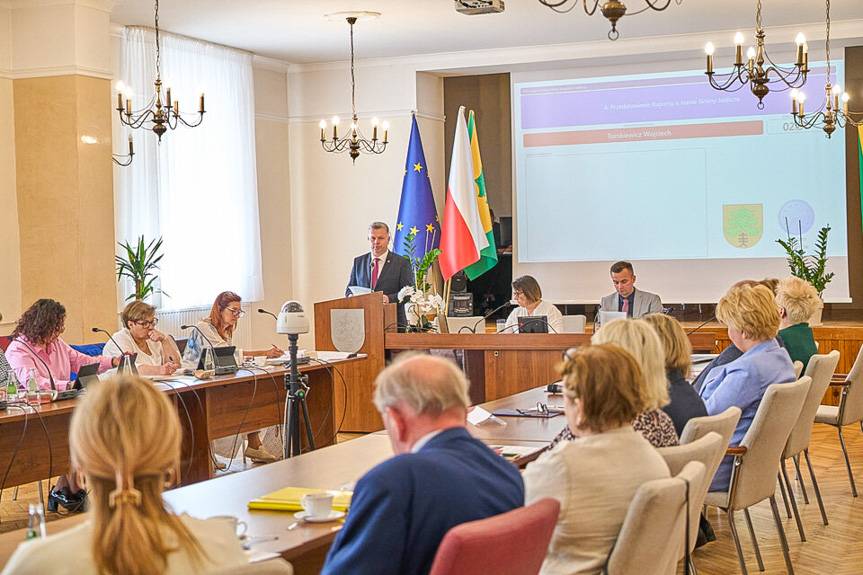 Burmistrz Jedlicza z pełnym poparciem Rady