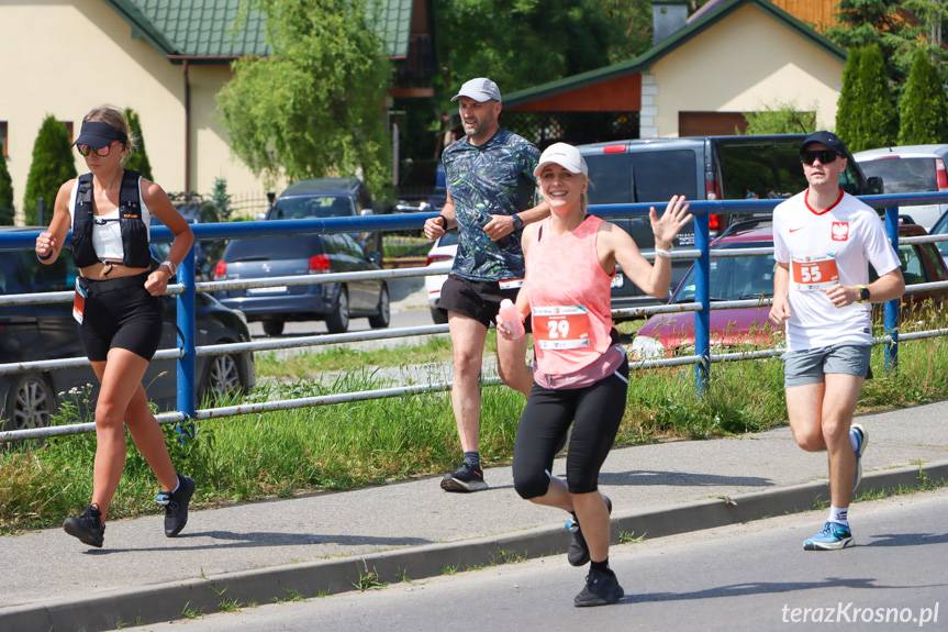 Bieg Lotnej Kompanii Szturmowej i marsz nordic walking w Haczowie [ZDJĘCIA]