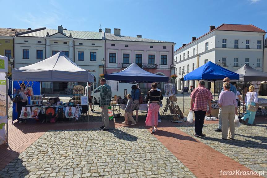 Jarmark produktów regionalnych na krośnieńskim rynku