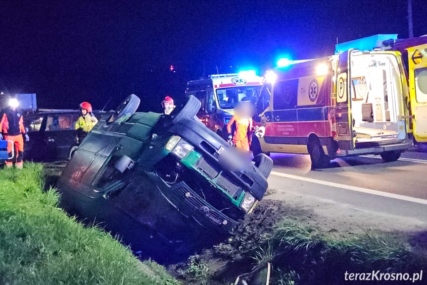 Zderzenie busa i osobówki w Potoku