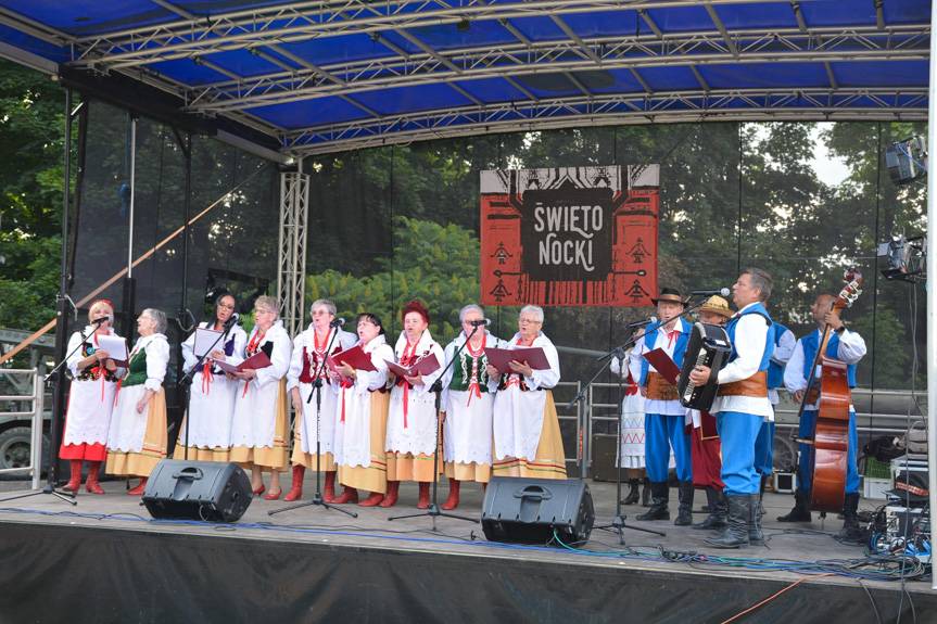 Tańce, ogień i tradycja. Niezapomniane sobótkowe święto w Dukli