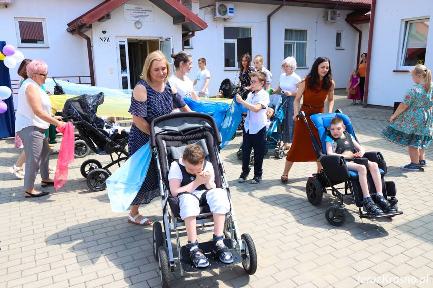 OREW w Rymanowie ma nowoczesny integracyjny plac zabaw [ZDJĘCIA]