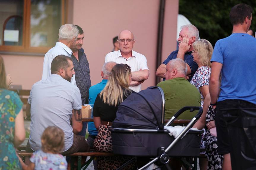Letni wieczór w Zalesiu pełen muzyki i zabawy