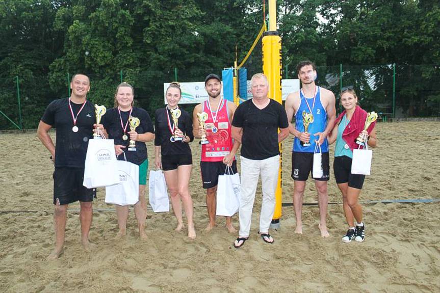 Wakacyjne turnieje sportowe w Jedliczu