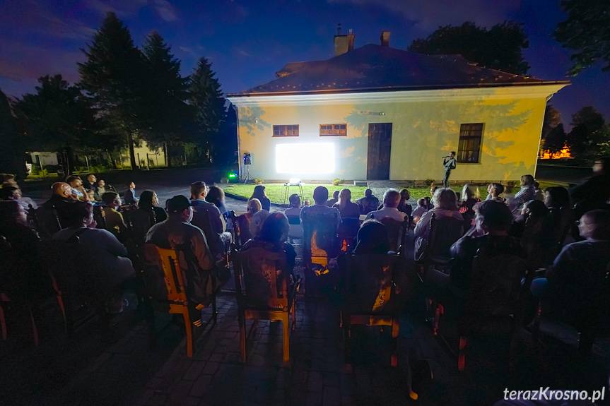 Nocne spotkanie z motylami w Nadleśnictwie Rymanów
