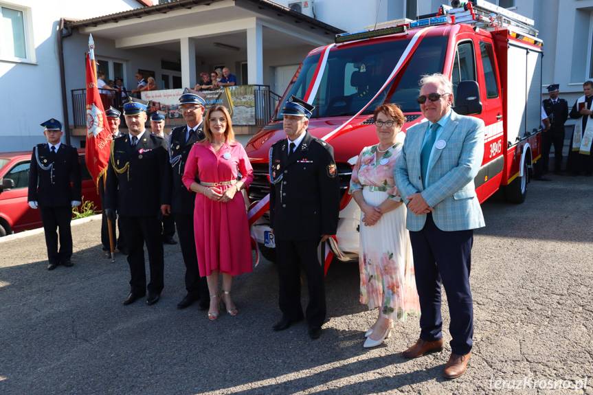 OSP Równe z nowym samochodem ratowniczo-gaśniczym