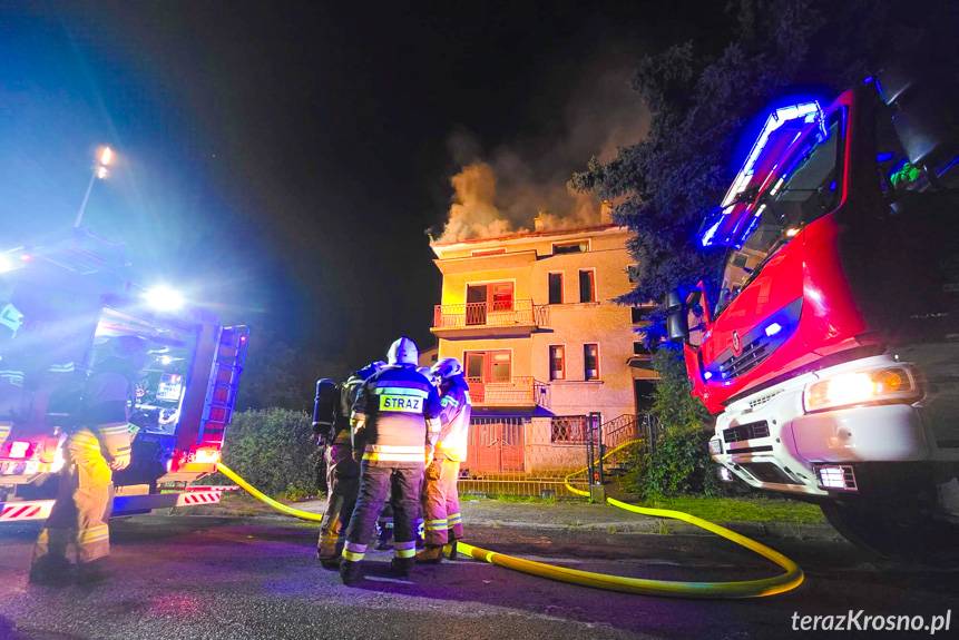 Pożar domu przy ulicy Guzikówka. Trzeci w tym miesiącu