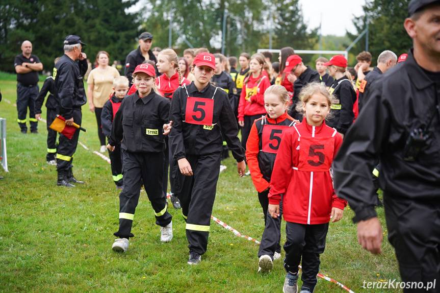 Strażacy z Gminy Jedlicze zmierzyli się w zawodach sportowo-pożarniczych
