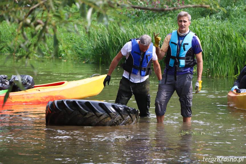 "Oczyszczanie sumienia innych". Akcja Czysty Wisłok od Iskrzyni do Krosna