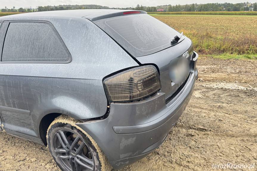 Kolizja dwóch samochodów osobowych w Miejscu Piastowym