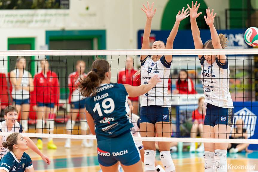 KS Piła za mocna dla Karpat. Szybkie 3:0 w Krośnie [ZDJĘCIA]