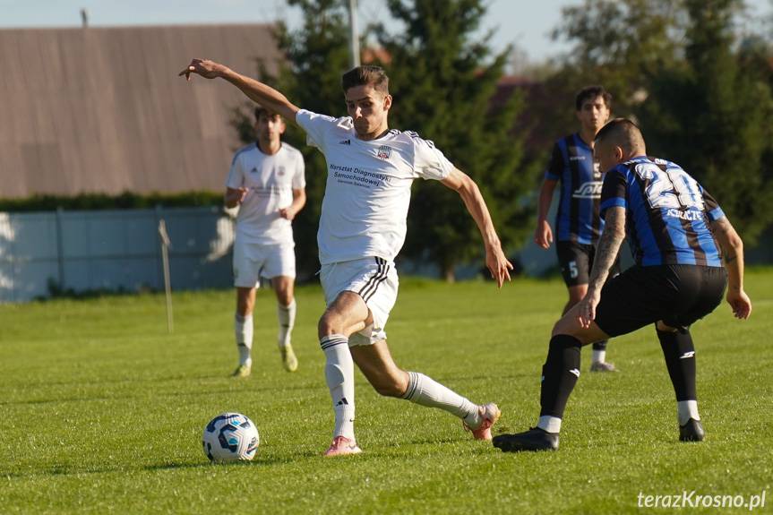 Hat-trick Mateusza Majki zatrzymał Naftę-Splast Jedlicze