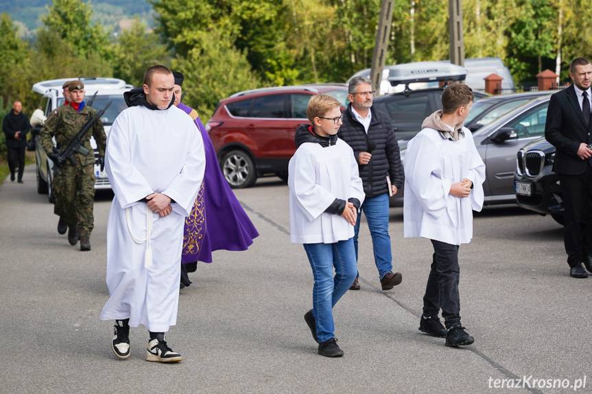 Grzegorz Stec spoczął z wojskowymi honorami