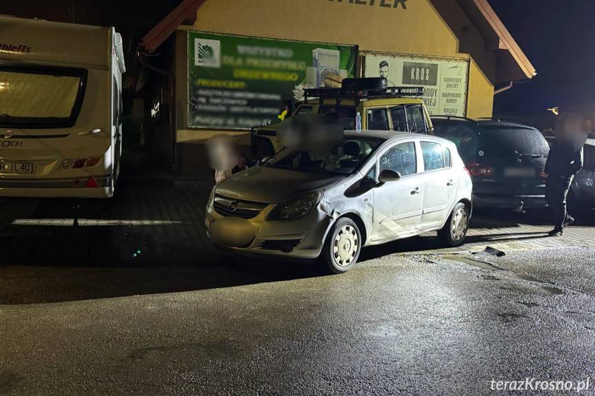 Kolizja w Miejscu Piastowym. Uszkodzone 4 samochody