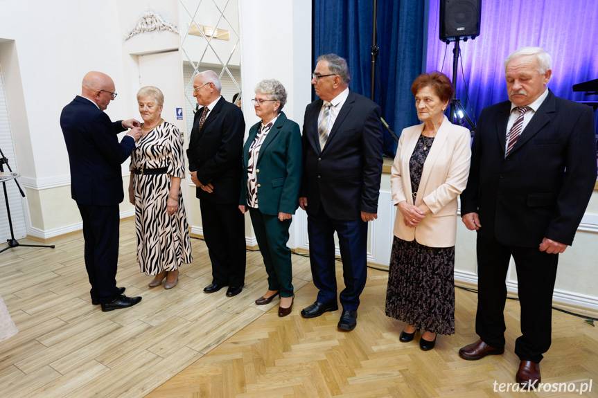 Złote Gody w Łężanach. Święto miłości i wytrwałości [ZDJĘCIA]