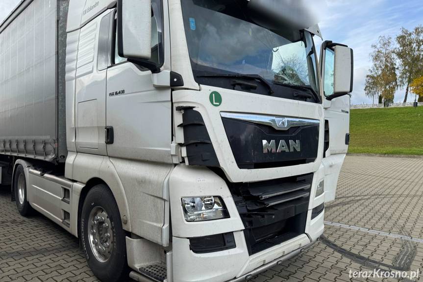 Kolizja dwóch ciężarówek na DK19 w Dukli