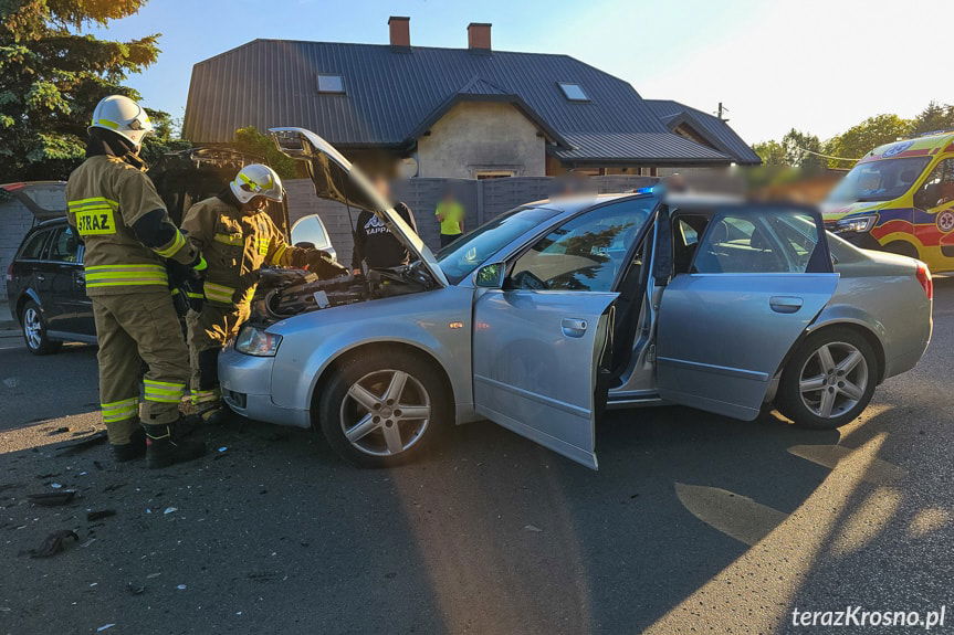 Wypadek w Jedliczu, zderzenie dwóch samochodów