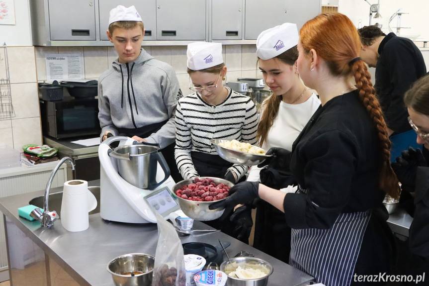 Zostań Liderem Smaku. Projekt "Gastronomika" w Iwoniczu-Zdroju [ZDJĘCIA]